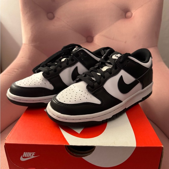 Nike Dunk Low Panda Sneakers | Kids 4.5 - Picture 3 of 6